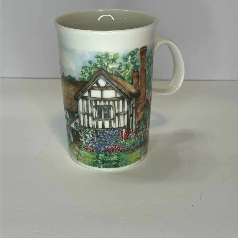 Vintage Dunoon Scenic Cottage Vine Bone China Mug in Cream with Floral Artwork